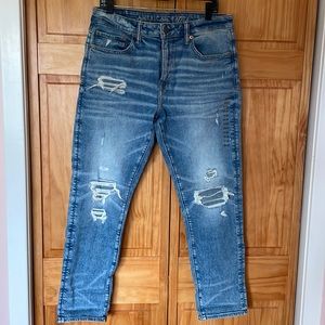 NWT American Eagle Outfitters brand men’s size 33/30 Airflex+ Athletic Fit Jeans